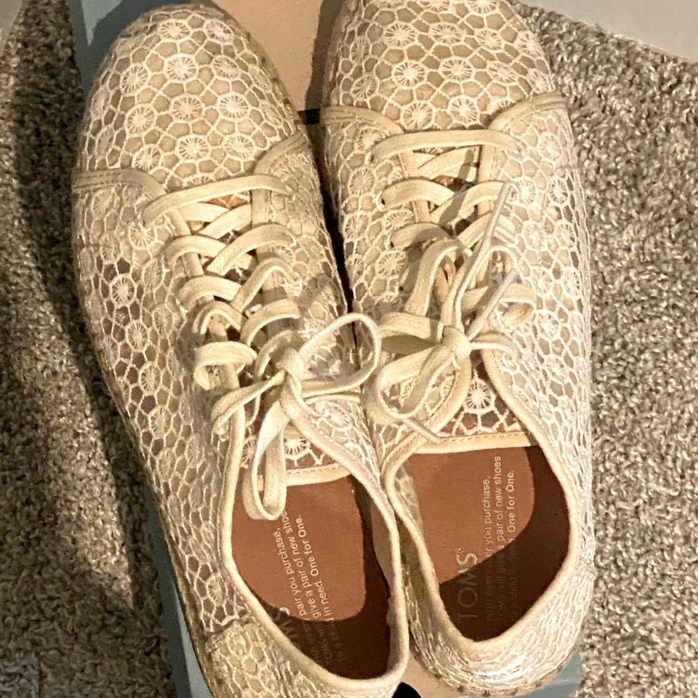 TOMS crochet sneakers - Picture 5 of 5